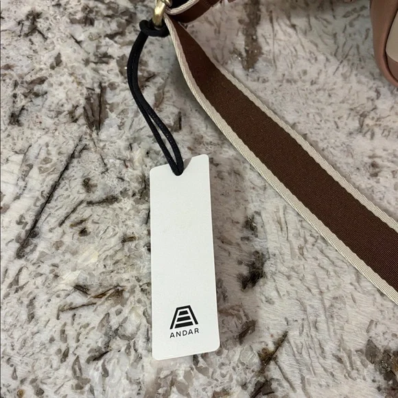 Andar The Devin Checkered Crossbody Bag in Tan and Cream - Picture 3 of 13